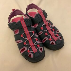 NWT Falls Creek Girls 3M Jill Sandal Navy/Pink Size 3 w/ Velcro SF503-0H 327185